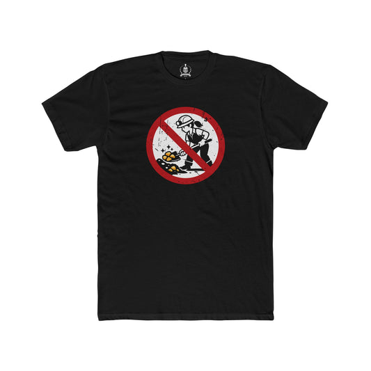 No golddiggers road sign T-shirt