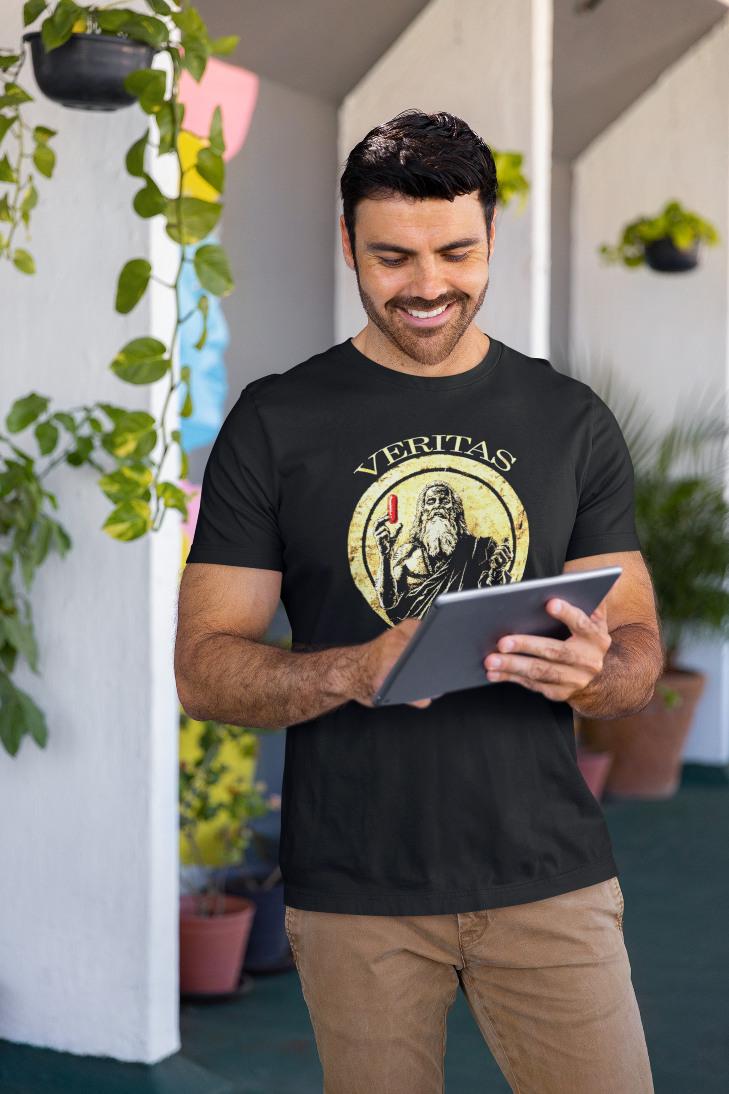 Truth liberates, red pill - T-shirt